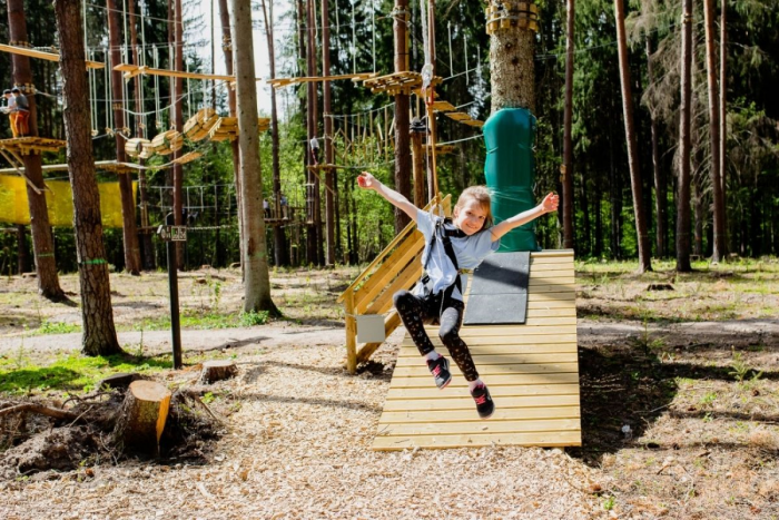 Parks atvērts katru dienu no 10:00-20:00!